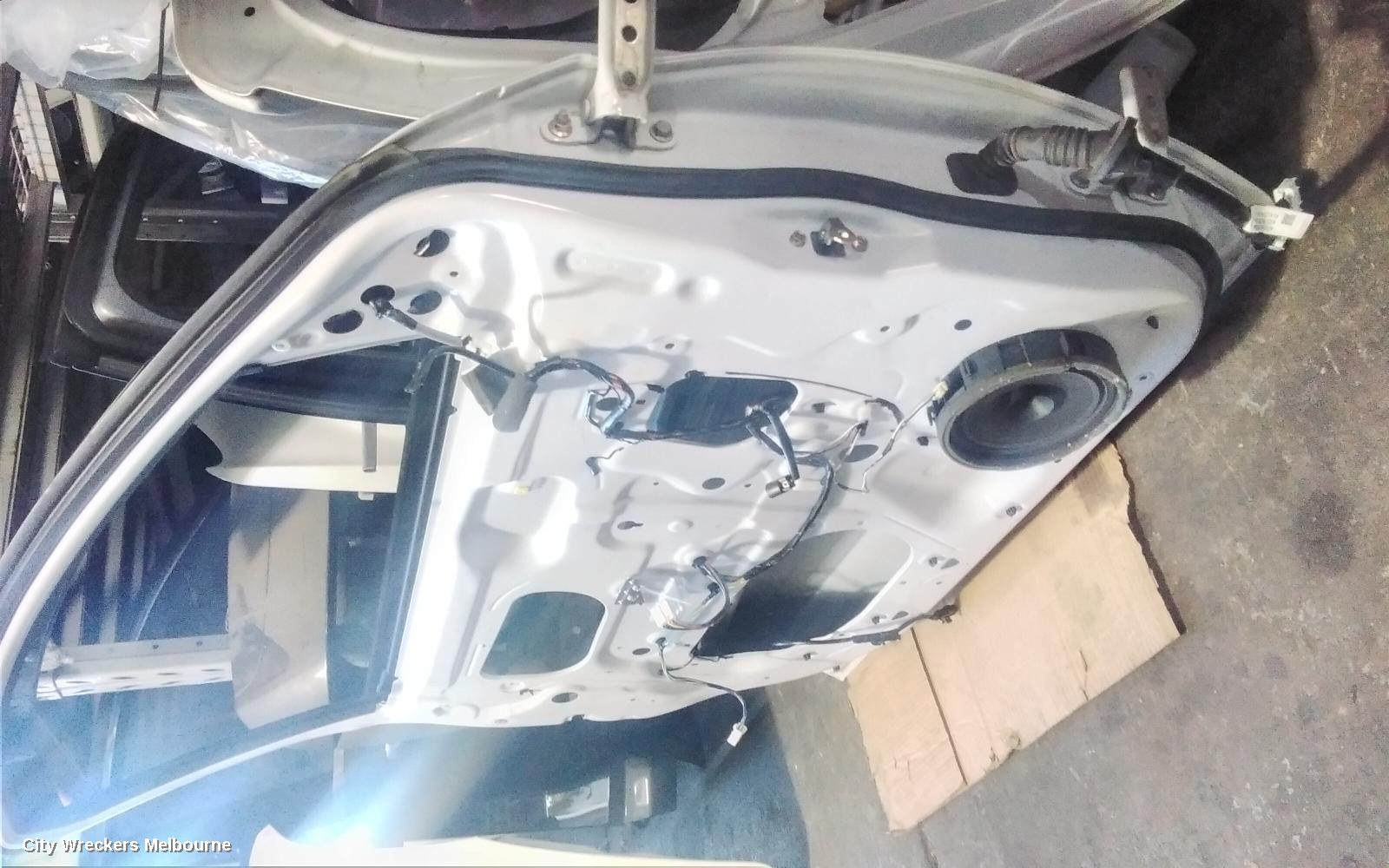 MITSUBISHI TRITON LEFT FRONT DOOR, MQ-MR, SINGLE/DUAL CAB, 03/2015 - 10/2023