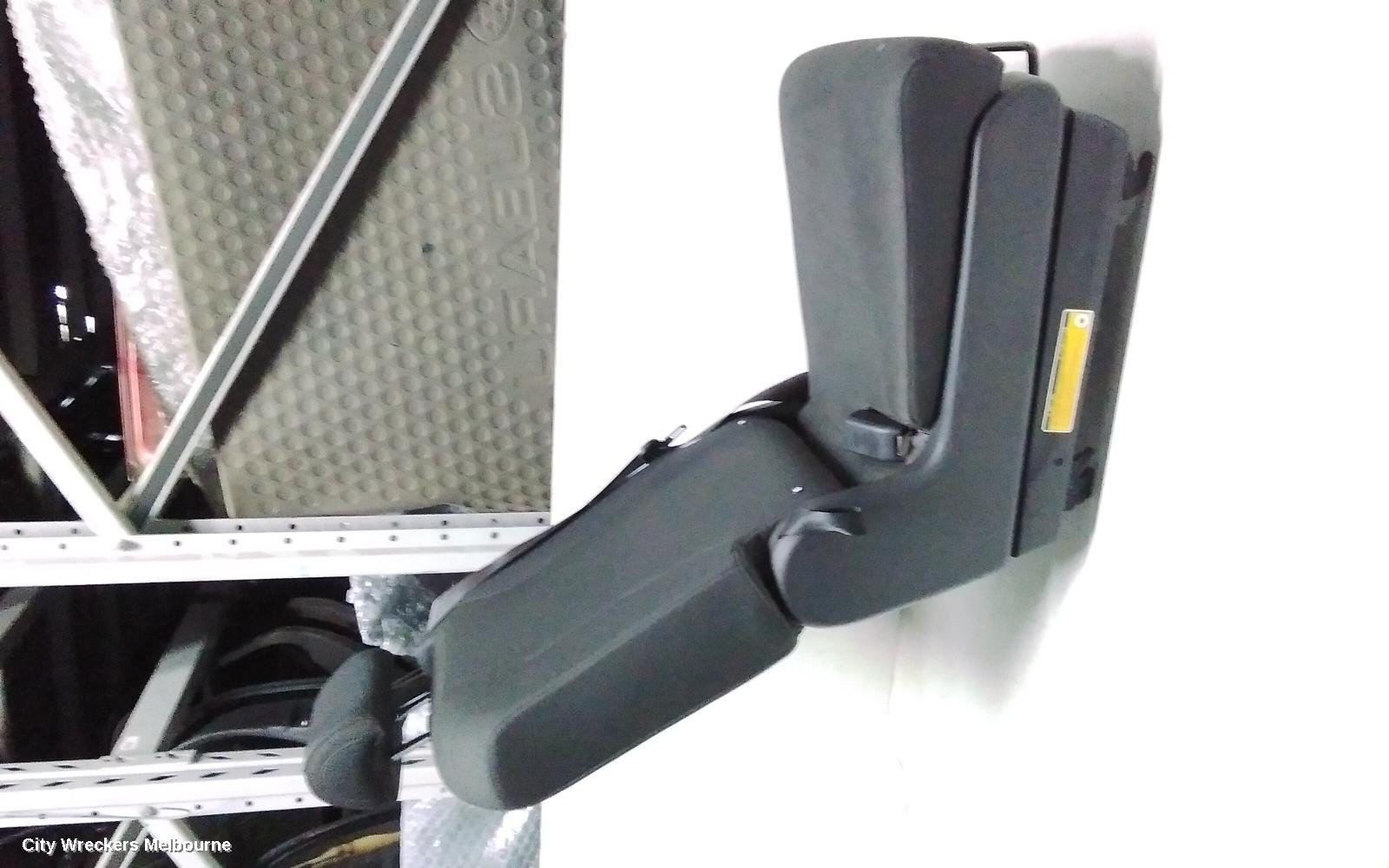KIA CARNIVAL/GRAND CARNIVAL 2ND SEAT (REAR SEAT), KA4, CENTRE REAR, CLOTH, 10/2020 ONWARDS