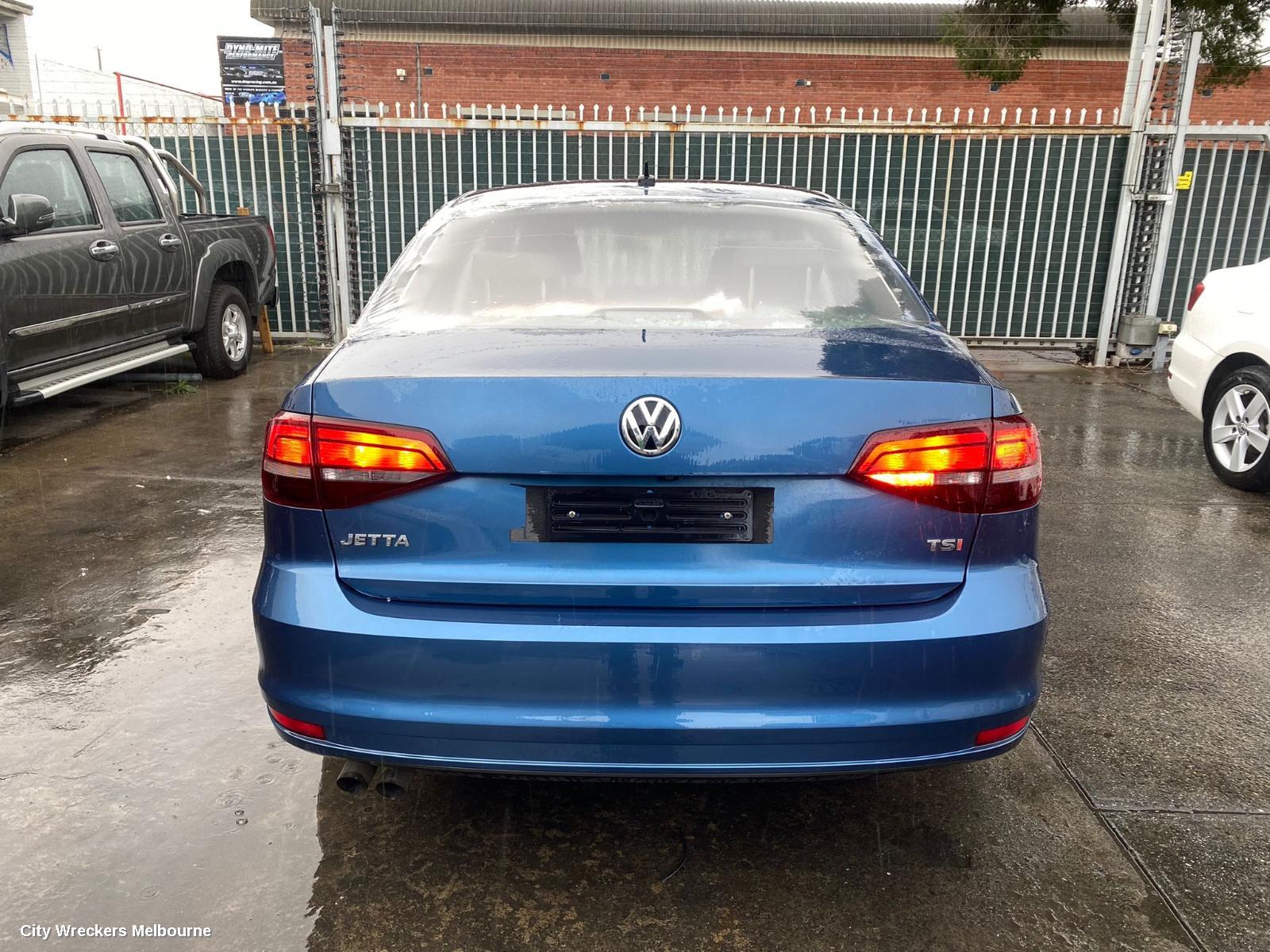 VOLKSWAGEN JETTA LEFT FRONT WINDOW REG/MOTOR, 1B, 02/2011 - 12/2017