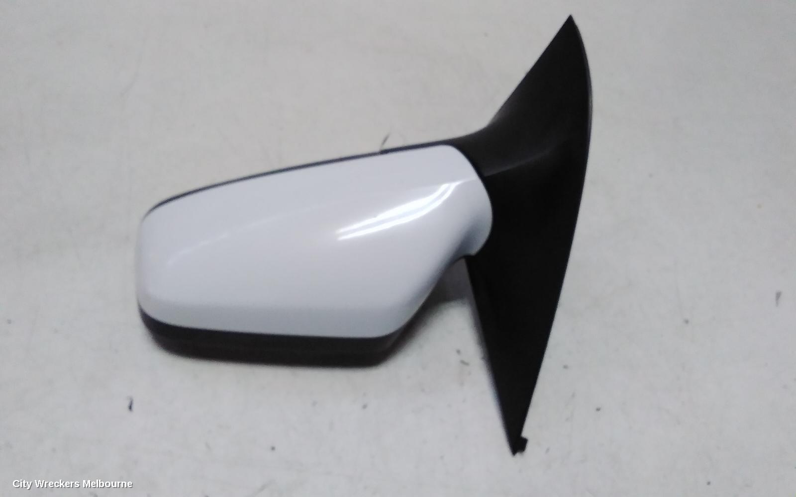 HOLDEN ASTRA LEFT DOOR MIRROR, TS, POWER, HATCH/SEDAN, PAINTED TYPE (SMOOTH FINISH), 09/1998 - 10/2006