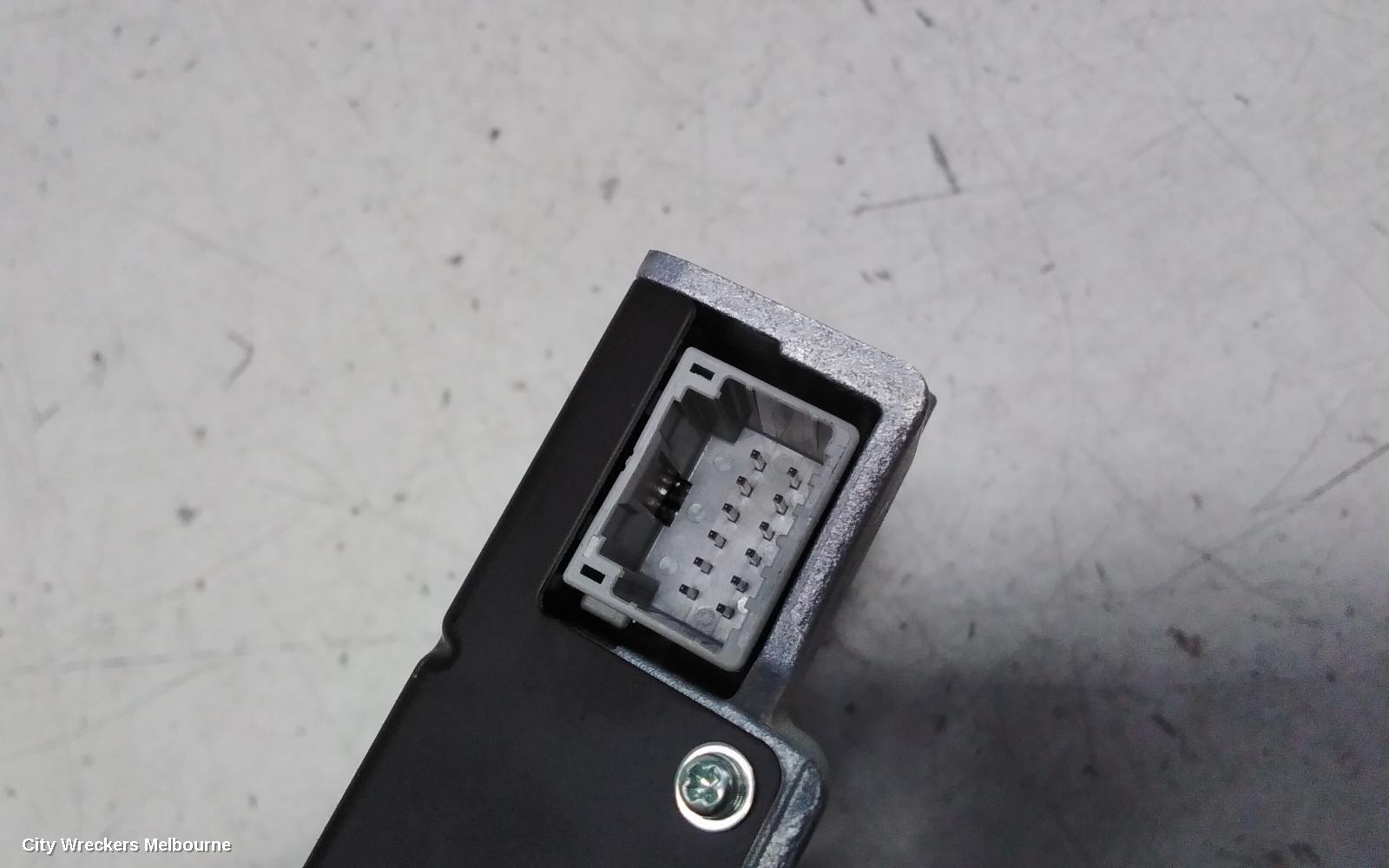 TOYOTA COROLLA REVERSE CAMERA, FRONT CAMERA (WINDSCREEN MOUNTED), E210, 07/2018 - 08/2022