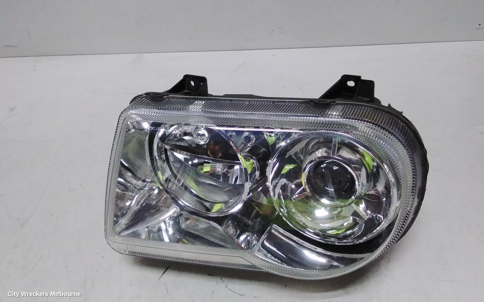 CHRYSLER 300C LEFT HEADLAMP, XENON, 11/2005 - 12/2011