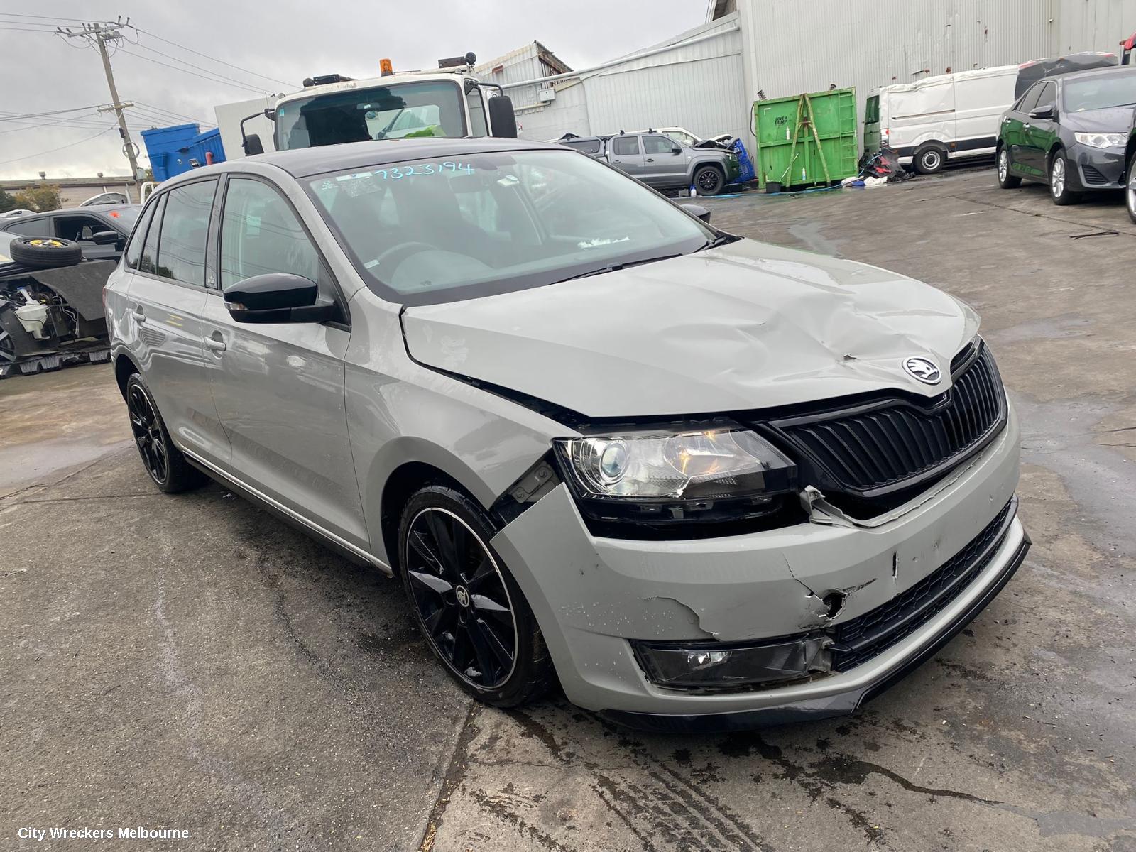 SKODA RAPID LEFT GUARD, NON GUARD FLASHE TYPE, NH, 05/2014 - 12/2020