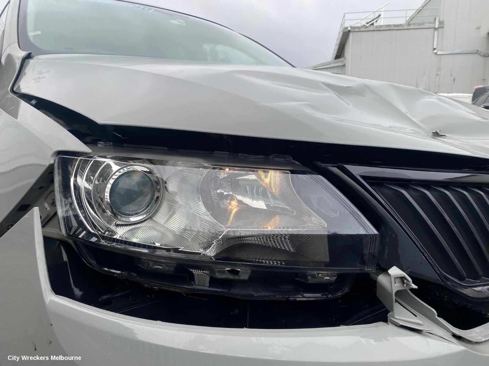 SKODA RAPID LEFT GUARD, NON GUARD FLASHE TYPE, NH, 05/2014 - 12/2020