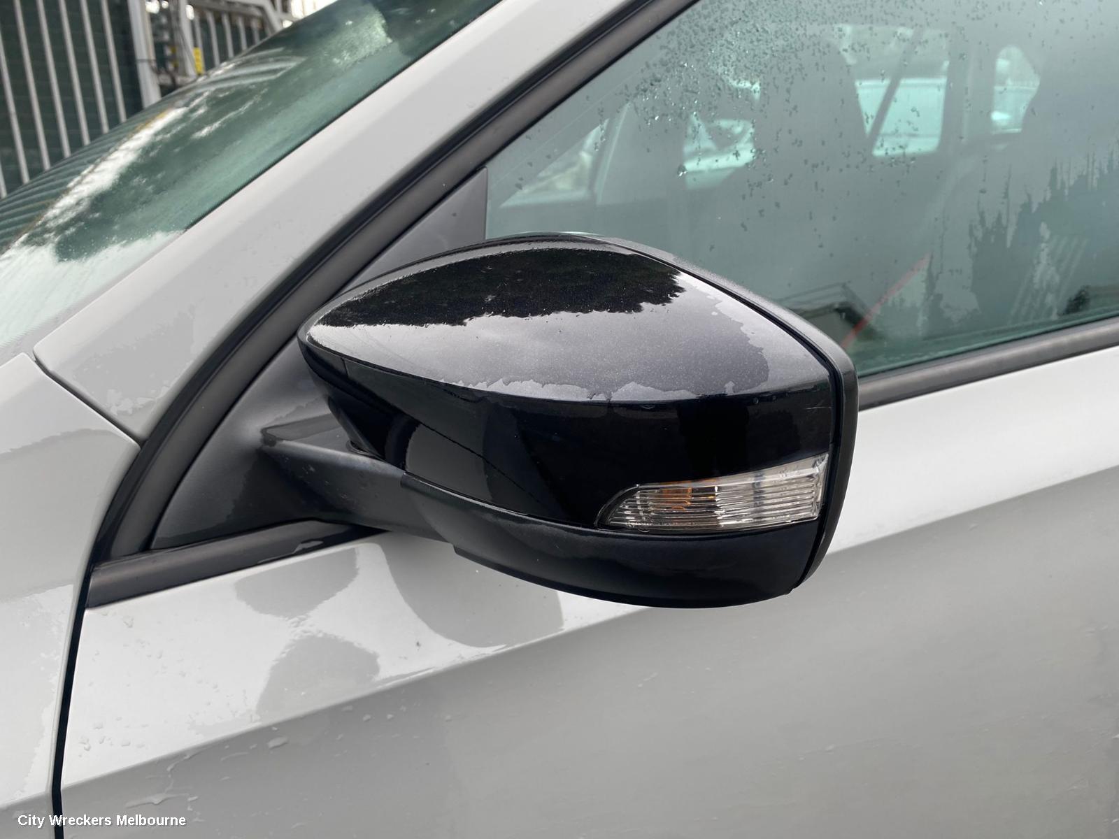 SKODA RAPID LEFT GUARD, NON GUARD FLASHE TYPE, NH, 05/2014 - 12/2020