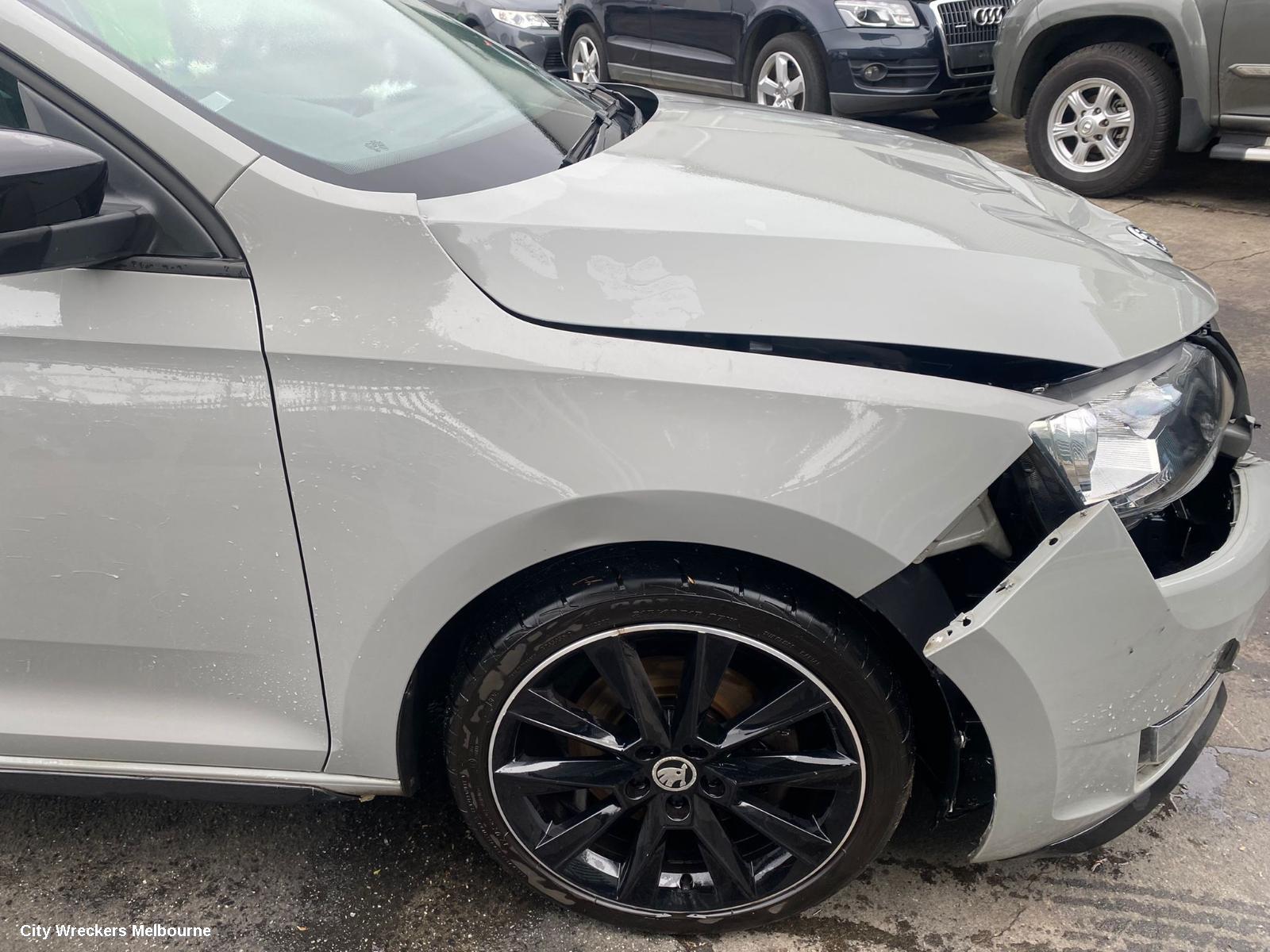 SKODA RAPID LEFT GUARD, NON GUARD FLASHE TYPE, NH, 05/2014 - 12/2020