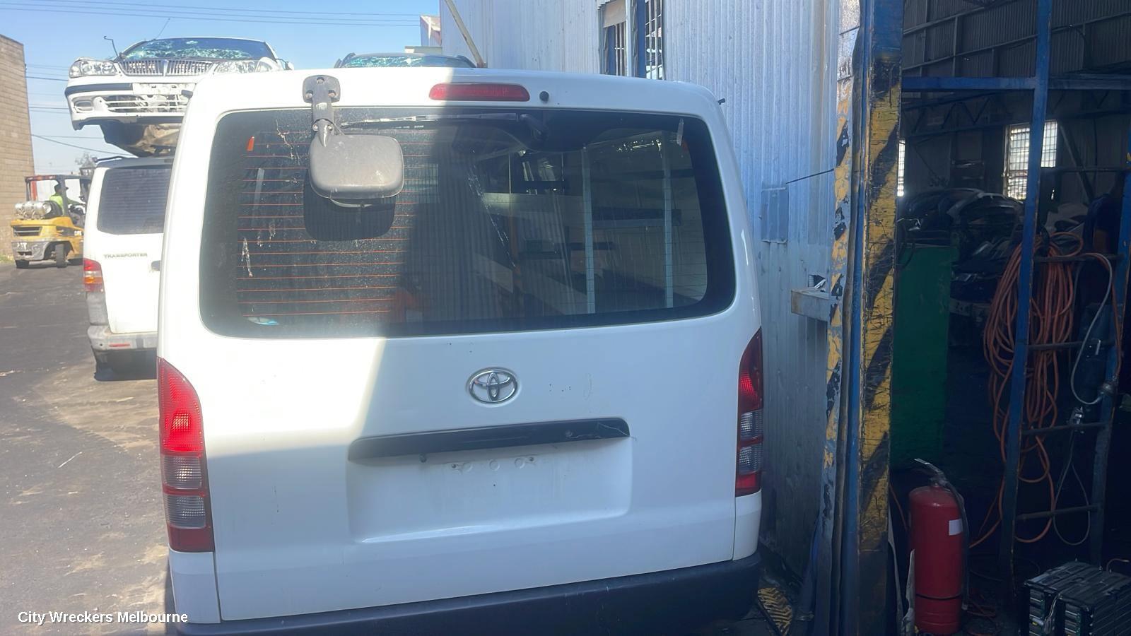 TOYOTA HIACE RIGHT TAILLIGHT, LENS# 26-120, TRH/KDH, 01/2005 - 04/2019