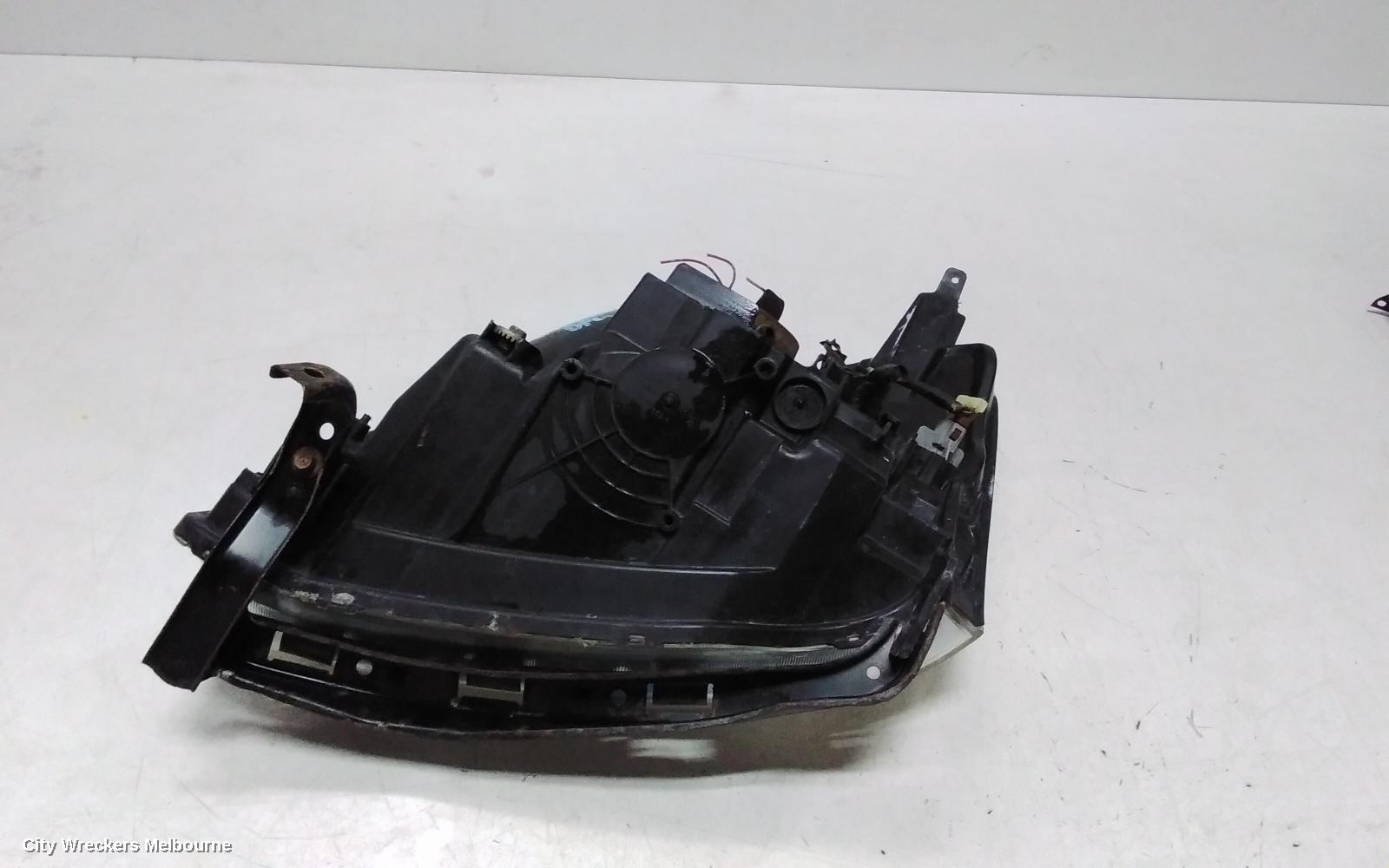 HONDA CIVIC RIGHT HEADLAMP, 7TH GEN, 5DR HATCH (AUST TYPE), 11/2000 - 10/2003