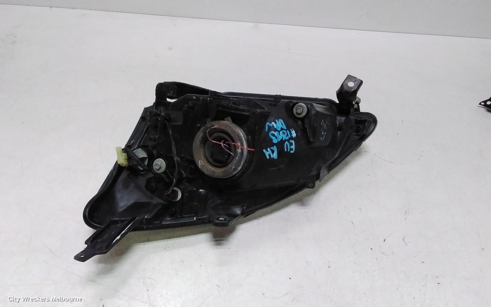 HONDA CIVIC RIGHT HEADLAMP, 7TH GEN, 5DR HATCH (AUST TYPE), 11/2000 - 10/2003