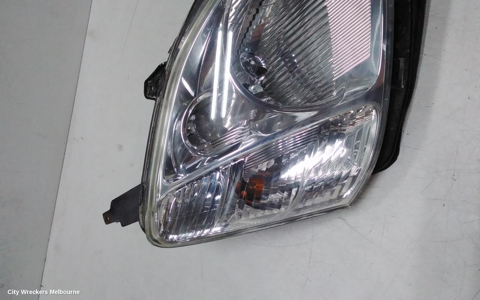 HONDA CIVIC RIGHT HEADLAMP, 7TH GEN, 5DR HATCH (AUST TYPE), 11/2000 - 10/2003