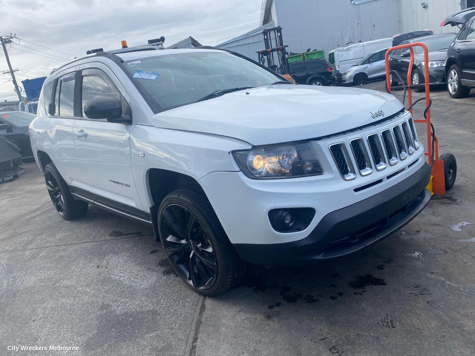 JEEP COMPASS CONSOLE, MK, 07/2011 - 12/2016