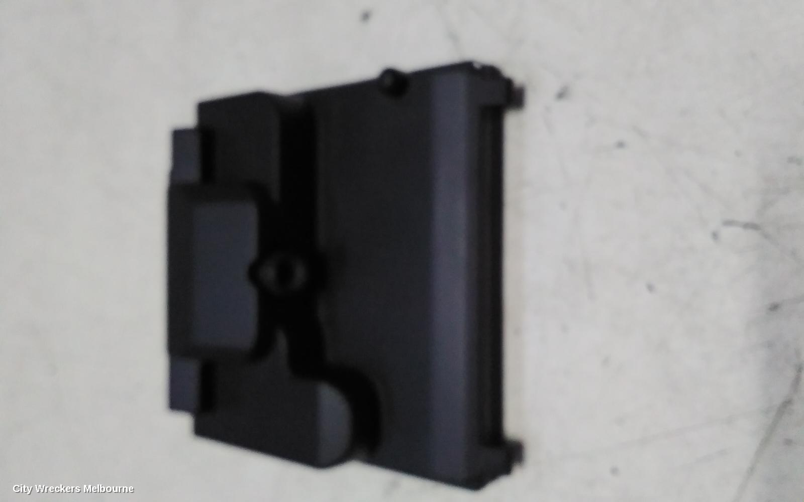 GREAT WALL CANNON UTE REVERSE CAMERA, FRONT CAMERA (WINDSCREEN MOUNTED), NPW, 09/2020 ONWARDS