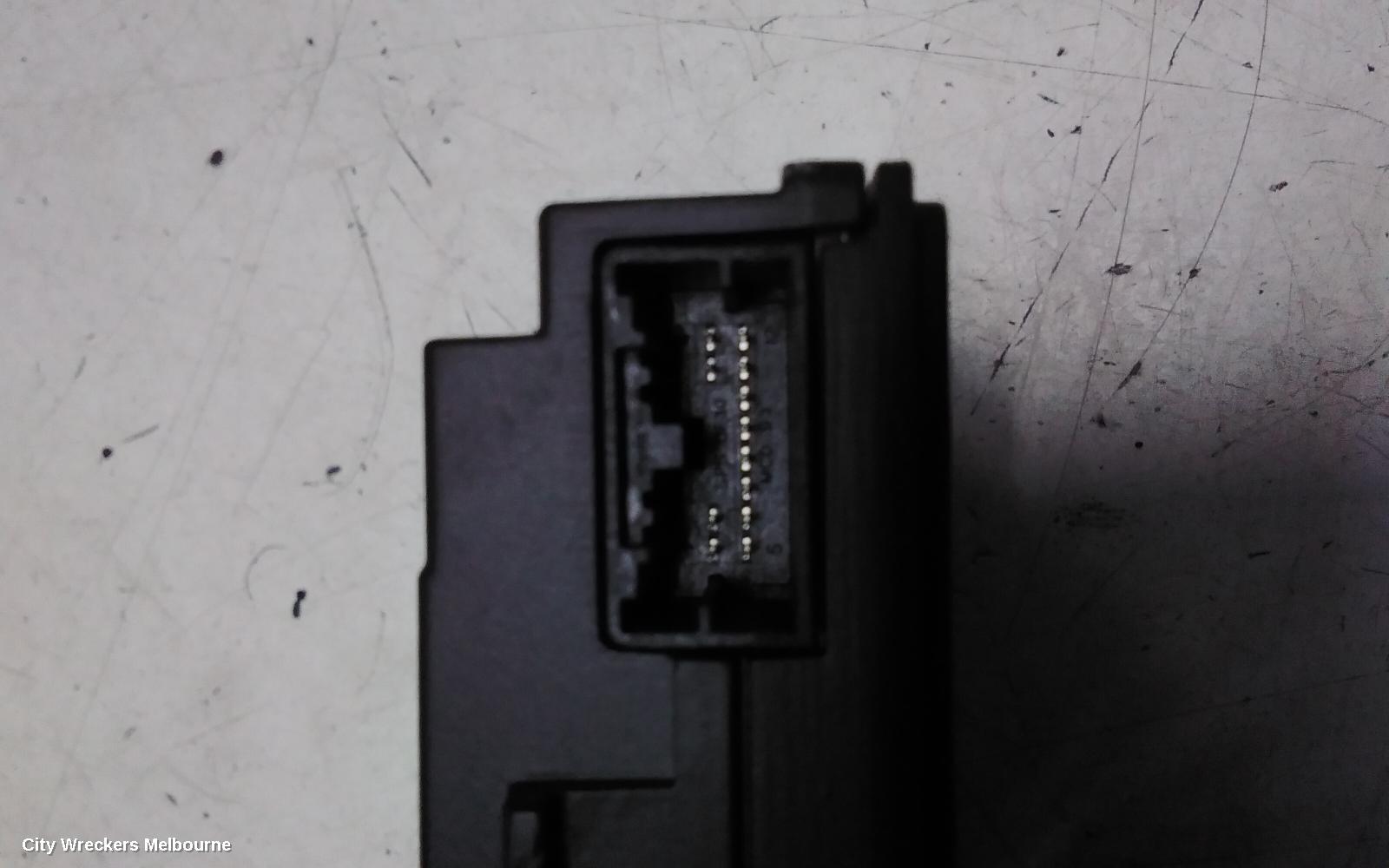 GREAT WALL CANNON UTE REVERSE CAMERA, FRONT CAMERA (WINDSCREEN MOUNTED), NPW, 09/2020 ONWARDS