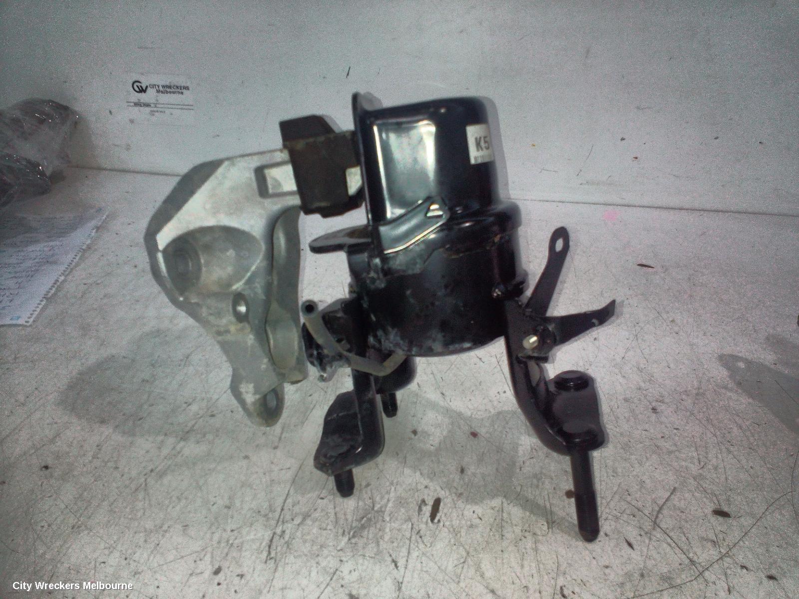 TOYOTA CAMRY MOUNT, XV70, 09/2017 - 05/2024