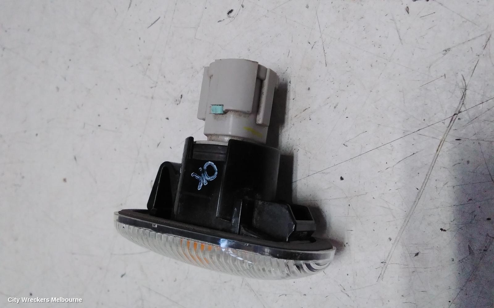 ISUZU DMAX LEFT INDICATOR/FOG/SIDE, BUMPER FOGLAMP, RG, 11/2023 ONWARDS