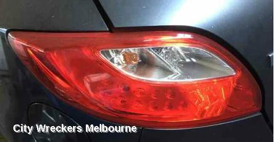MAZDA 2 LEFT TAILLIGHT, HATCH, DE SERIES, 09/2007 - 09/2014