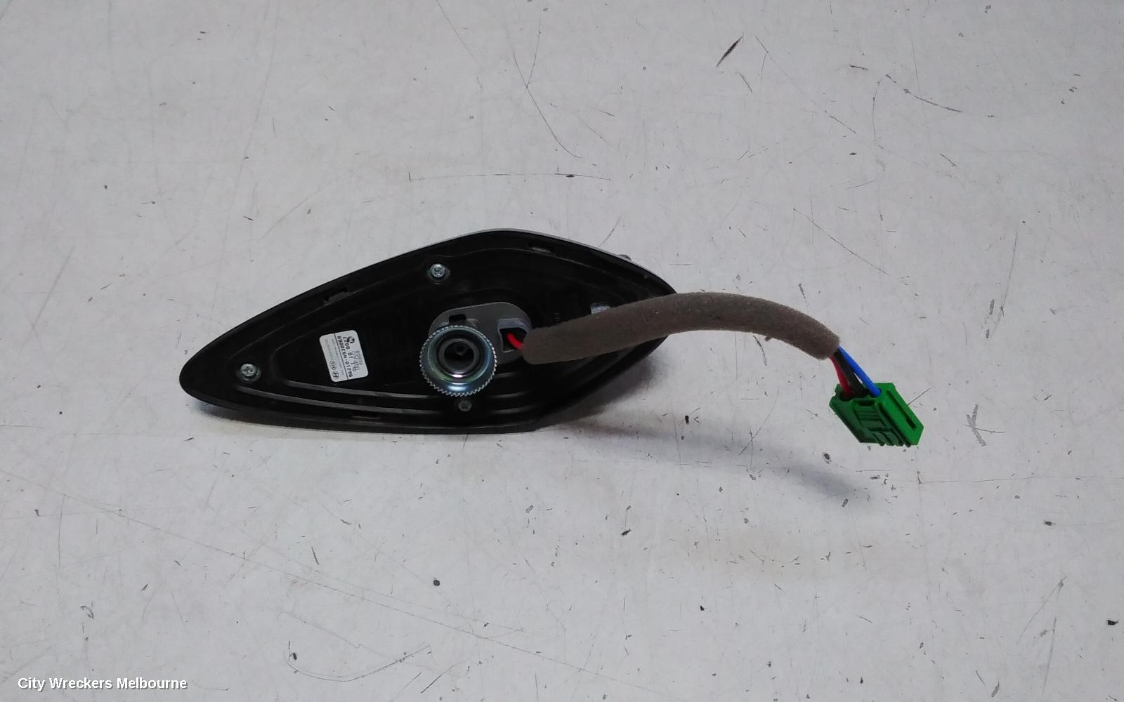 HYUNDAI TUCSON ANTENNA, NX4, W/ SAT NAV TYPE, 02/2021 ONWARDS