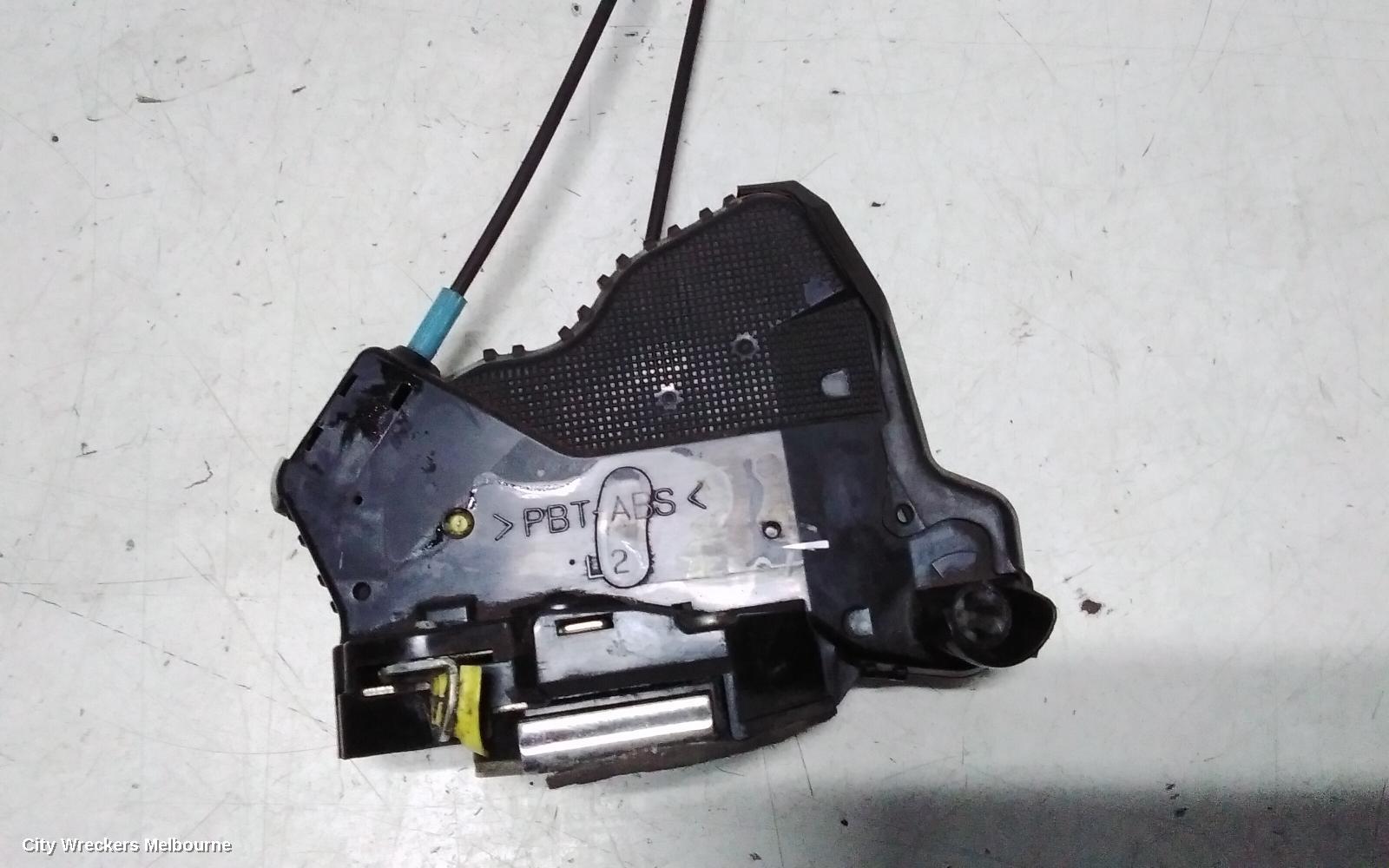 TOYOTA HIACE DOOR/BOOT/GATE LOCK, LEFT FRONT DOOR LOCK, TRH/KDH, 03/2005 - 04/2019
