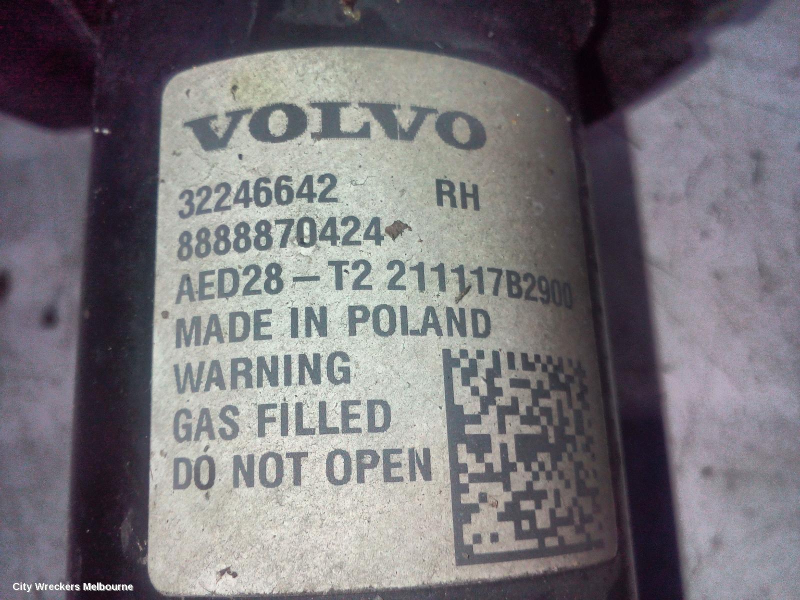 VOLVO XC40 RIGHT FRONT STRUT, 02/2018 ONWARDS