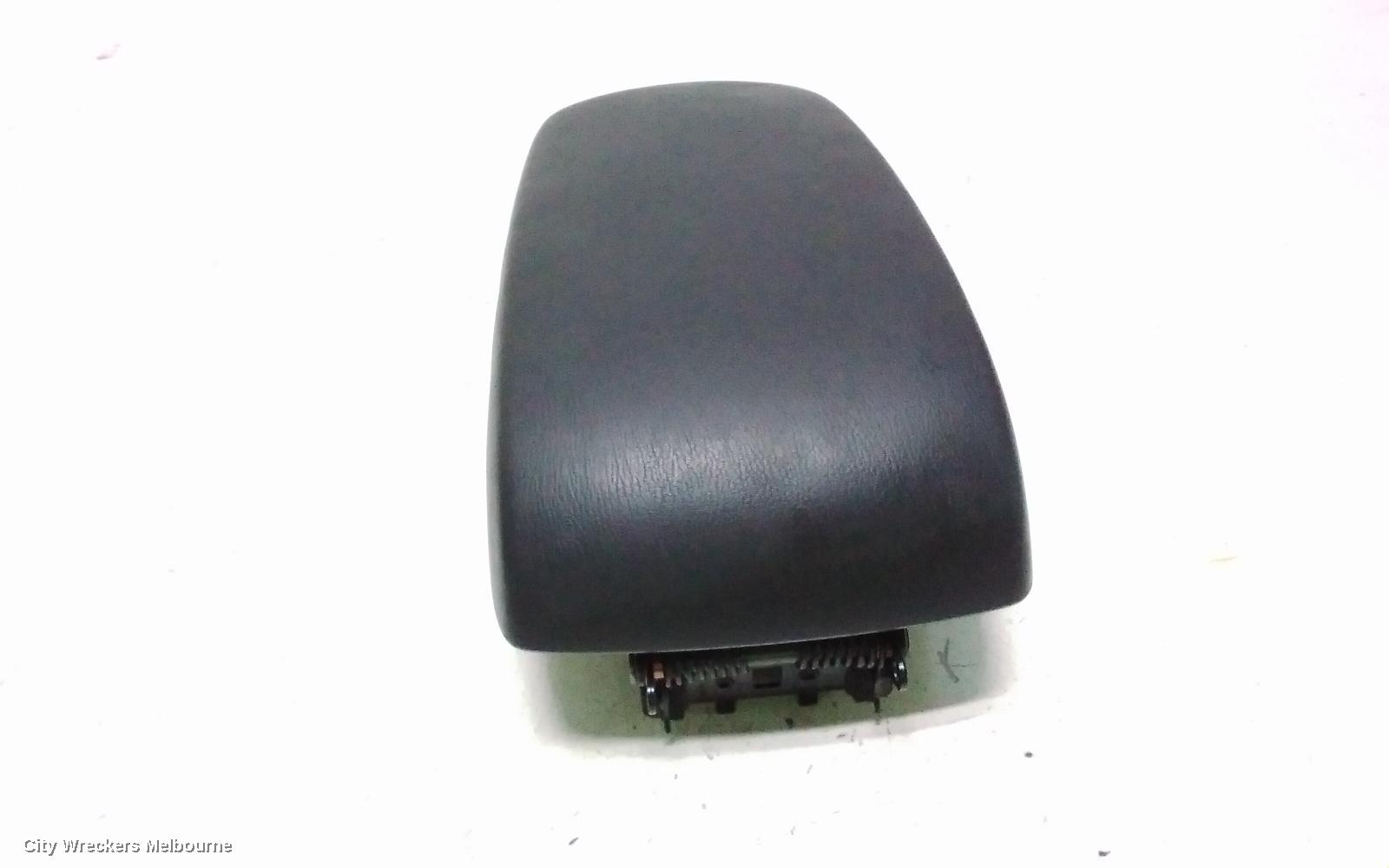 MAZDA CX5 CONSOLE, CONSOLE LID ONLY, NON LEATHER, KE, 02/2012 - 12/2014