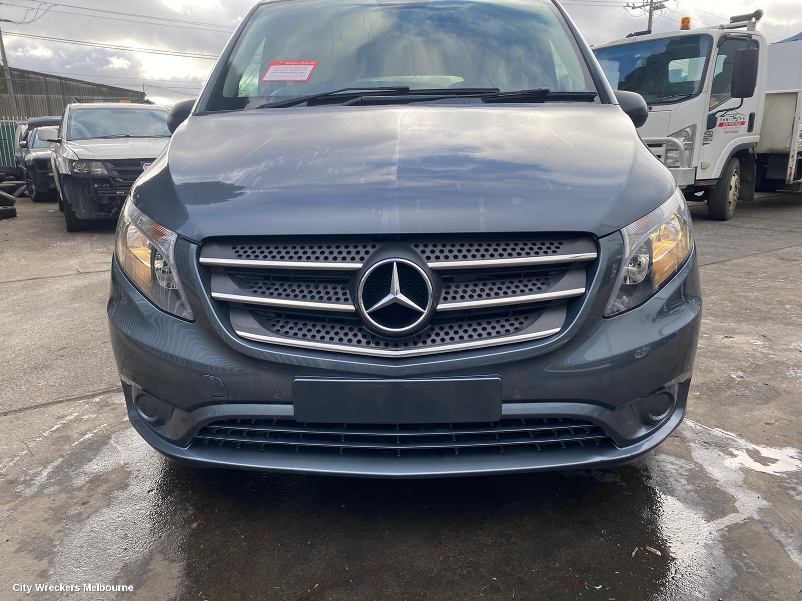 MERCEDES VITO REAR GARNISH