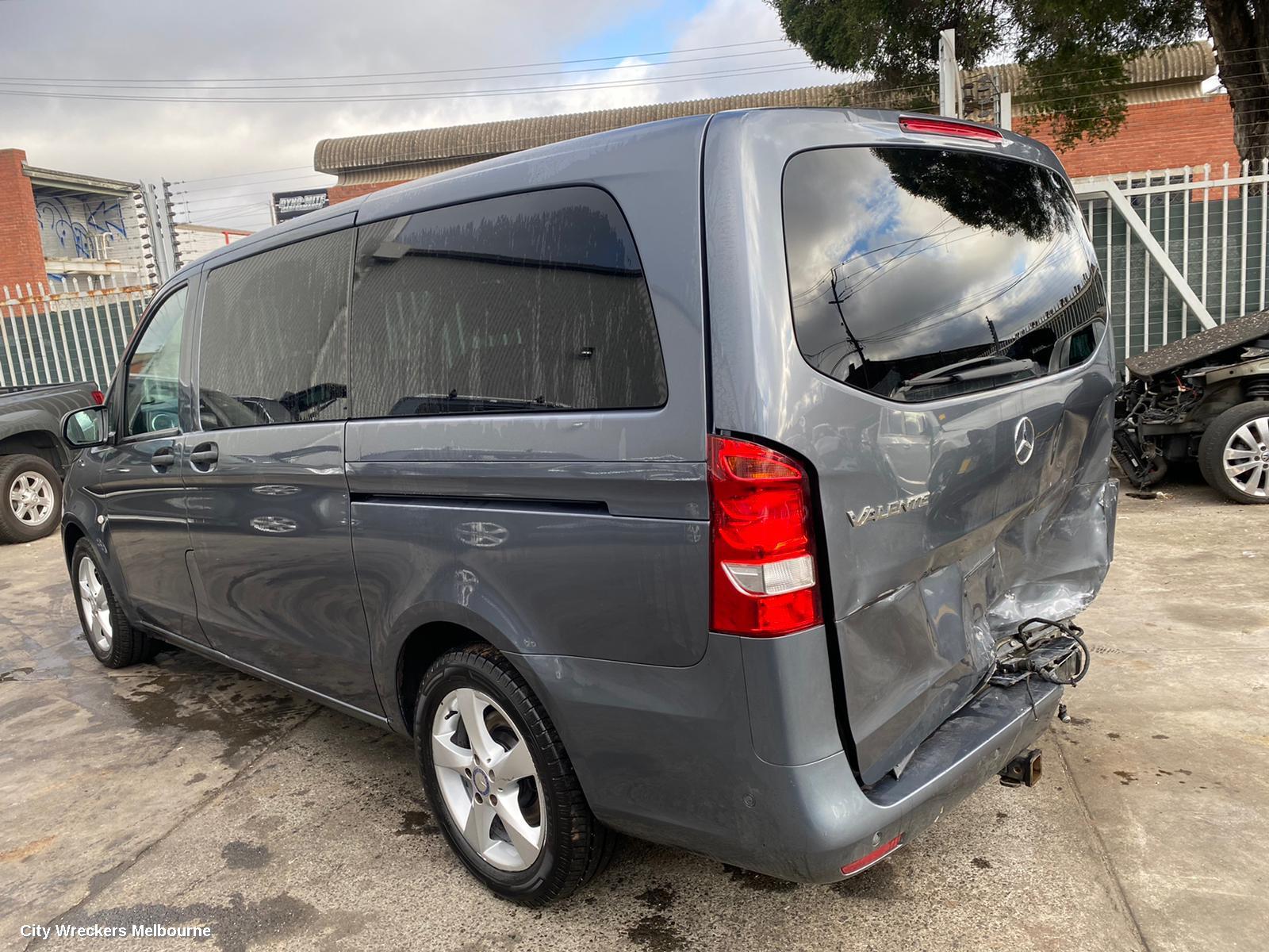 MERCEDES VITO REAR GARNISH