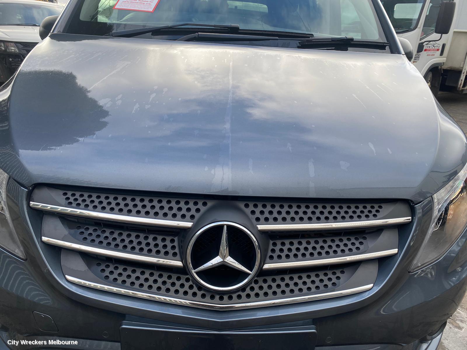 MERCEDES VITO REAR GARNISH