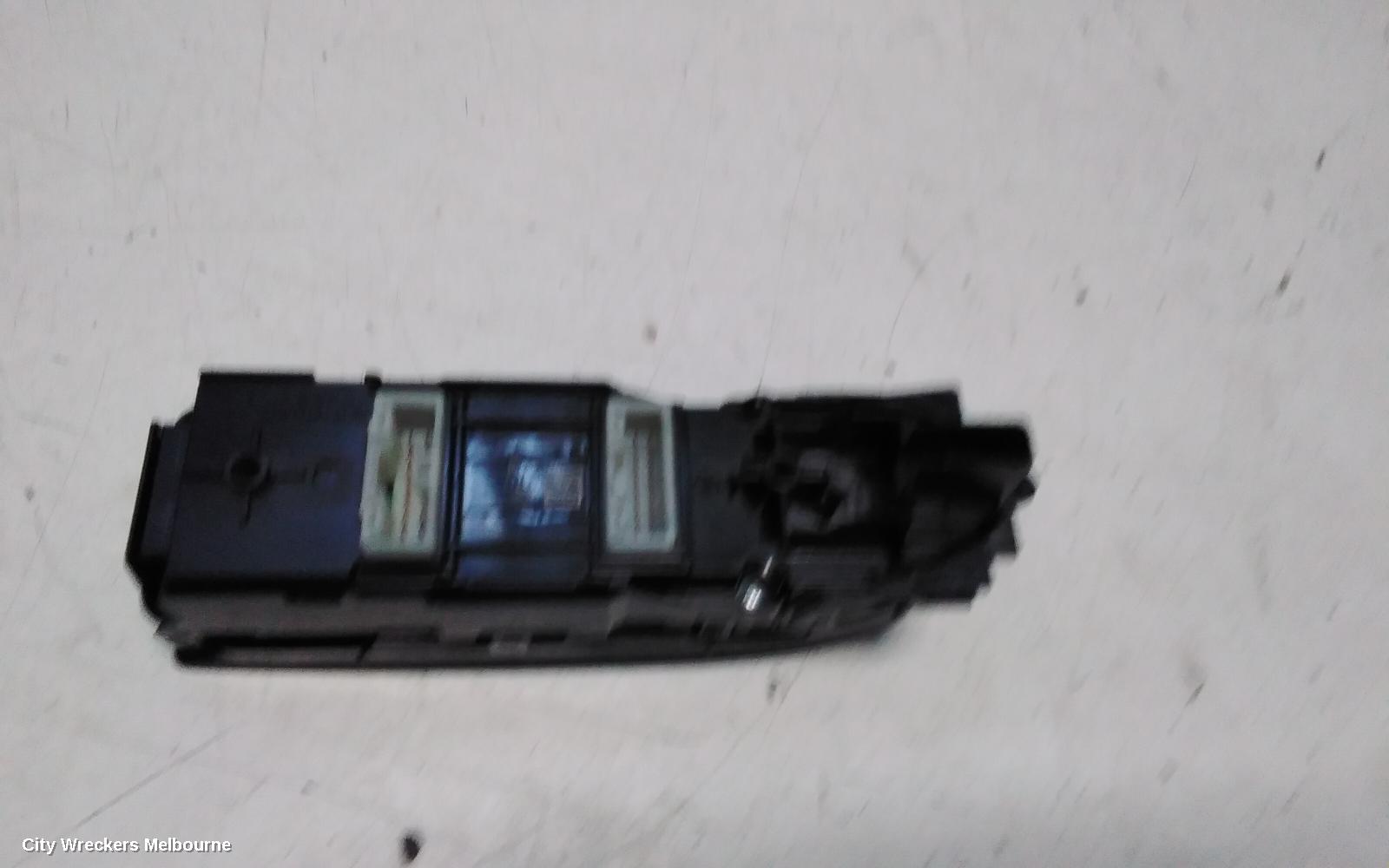 SUBARU FORESTER PWR DR WIND SWITCH, RH FRONT (MASTER SWITCH), SK, FL600, BLACK TIPS, 08/2018 - 11/2024