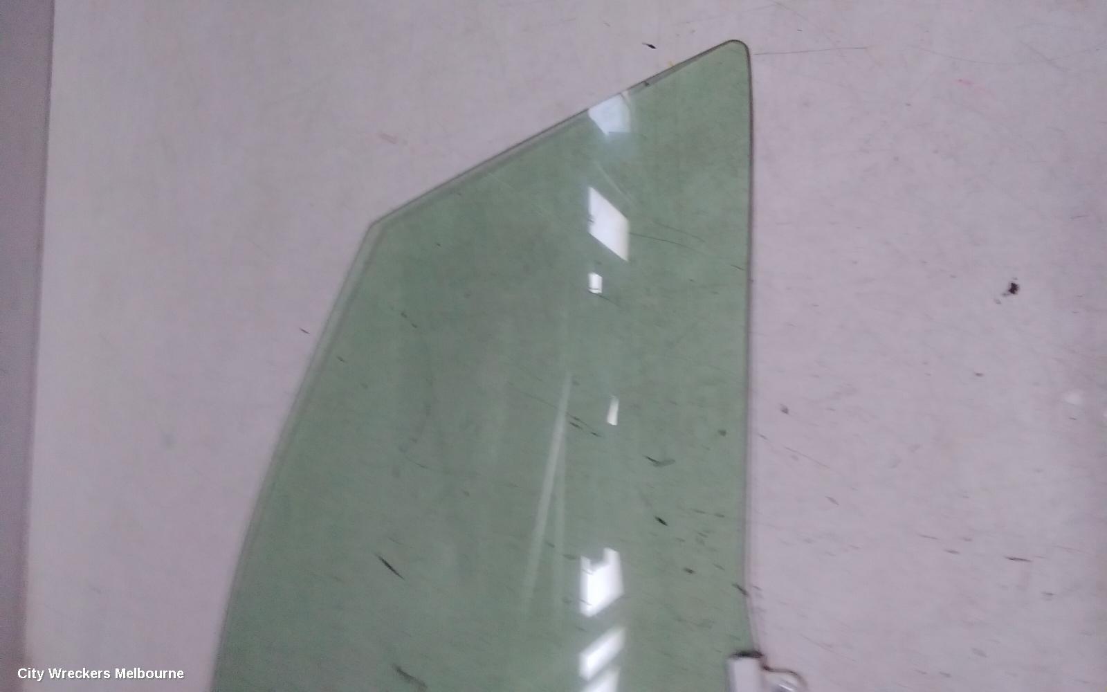 SUBARU FORESTER RIGHT FRONT DOOR WINDOW, SK, 08/2018 - 11/2024