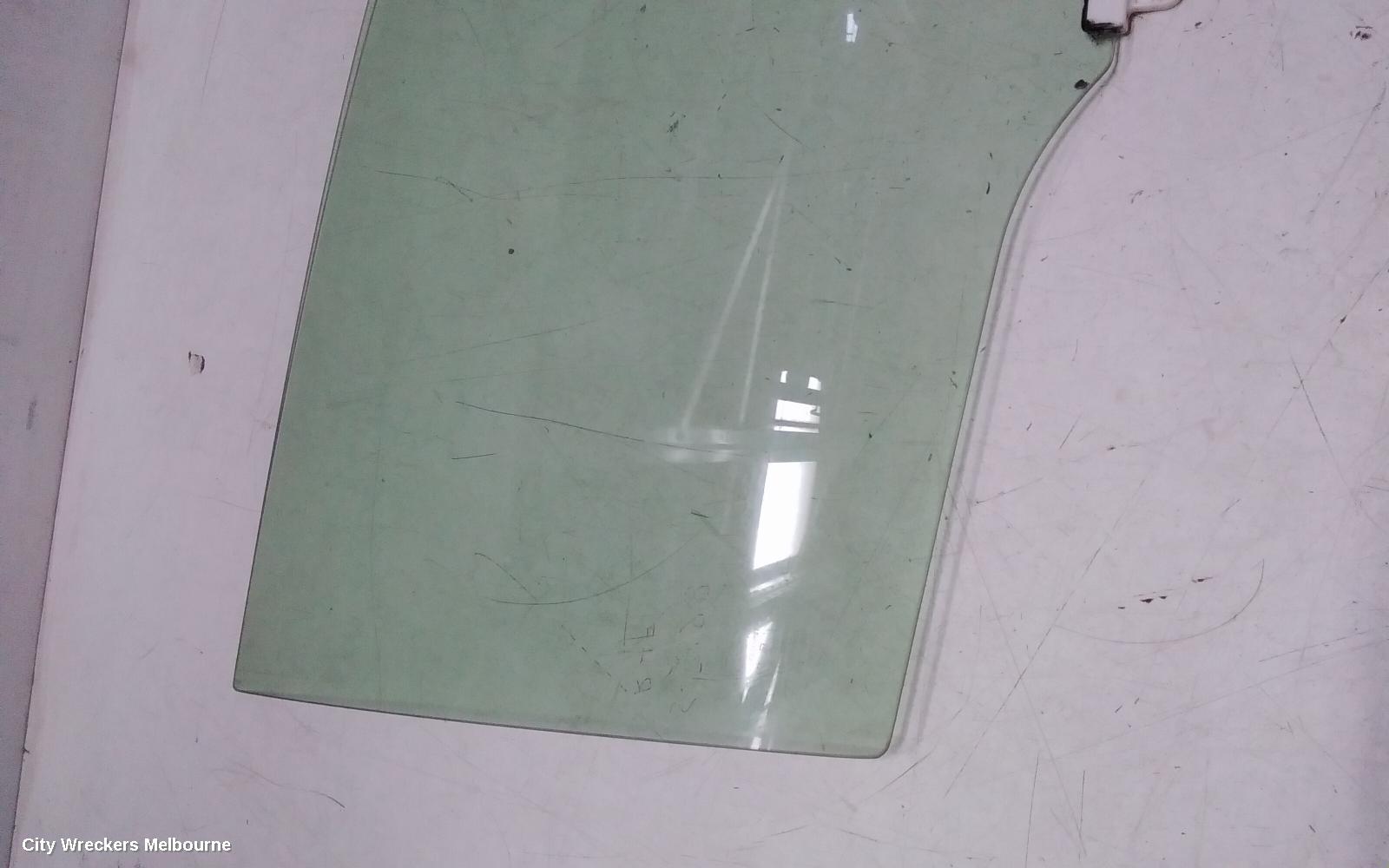 SUBARU FORESTER RIGHT FRONT DOOR WINDOW, SK, 08/2018 - 11/2024