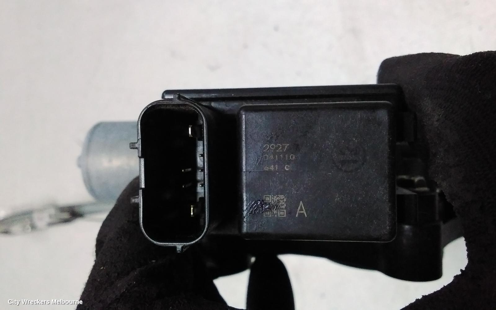 SUBARU FORESTER LEFT FRONT WINDOW REG/MOTOR, SK, 08/2018 - 11/2024