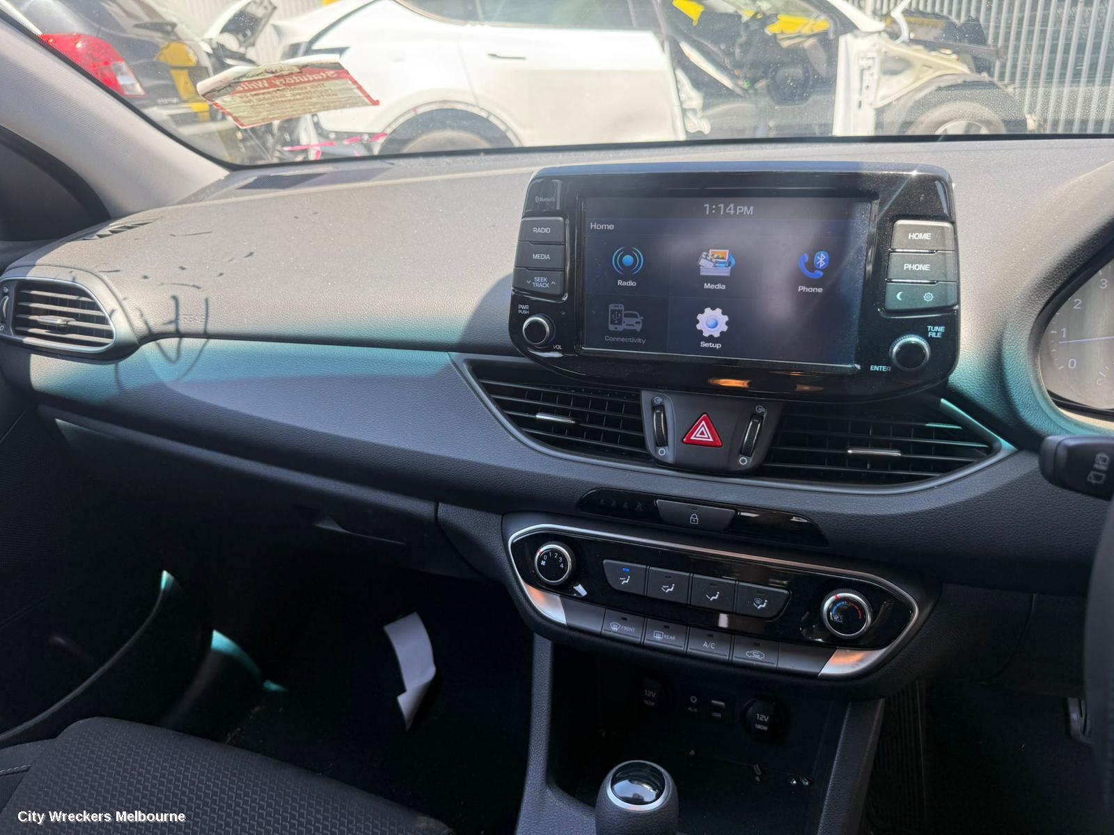 HYUNDAI I30 RADIO/CD/DVD/SAT/TV, HEAD UNIT, W/ DISPLAY UNIT, 8IN TOUCHSCREEN, NON SAT NAV/STANDARD AUDIO TYPE, PD, HATCH (S. KOREA VIN KMHH), 03/2017 - 07/2020