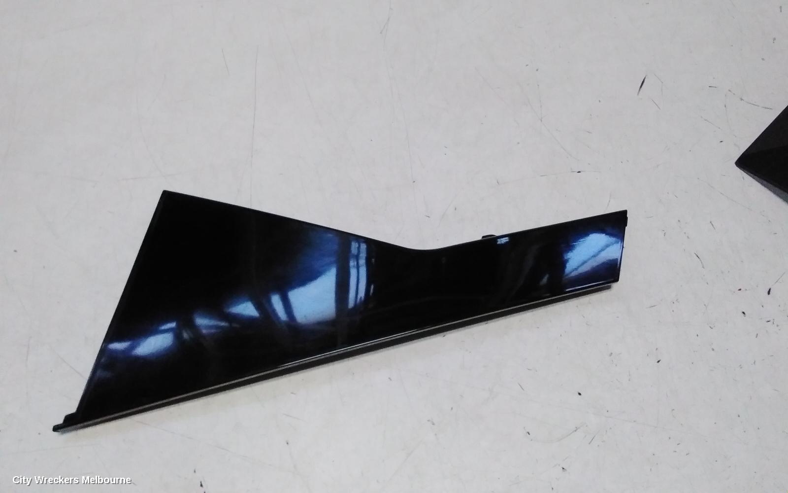 KIA SORENTO DOOR MOULD, LHR REAR MOULD: 139639, LH REAR, MQ4, 02/2020 ONWARDS