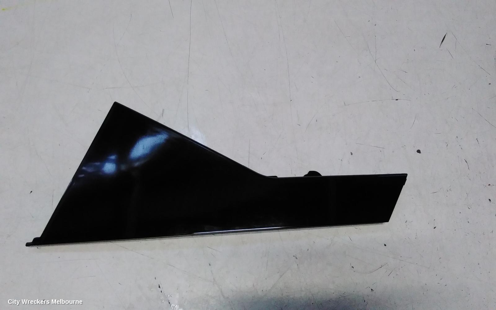 KIA SORENTO DOOR MOULD, LHR REAR MOULD: 139639, LH REAR, MQ4, 02/2020 ONWARDS