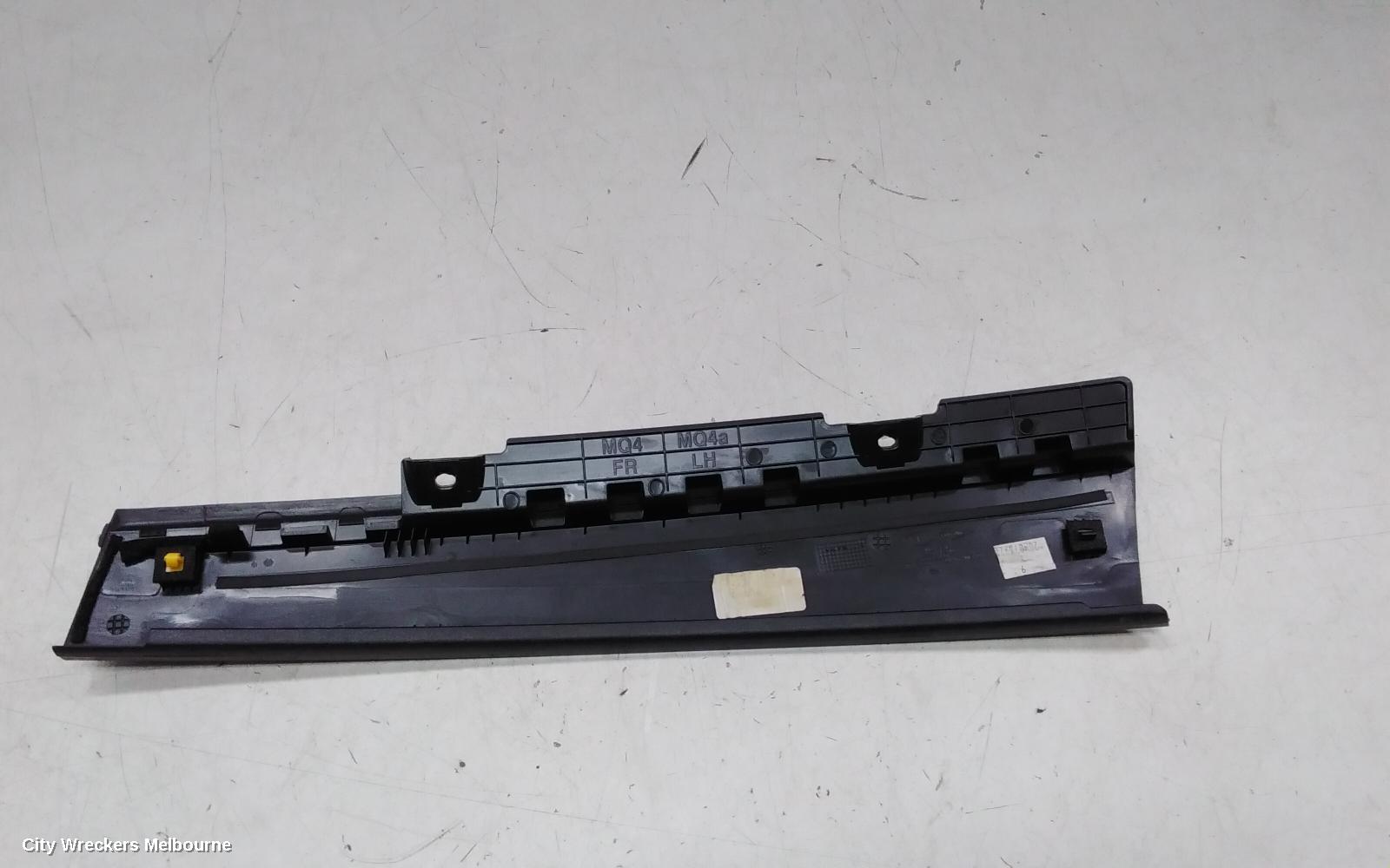 KIA SORENTO DOOR MOULD, UPPER BLACK MOULD: 139647, LH FRONT, MQ4, 02/2020 ONWARDS