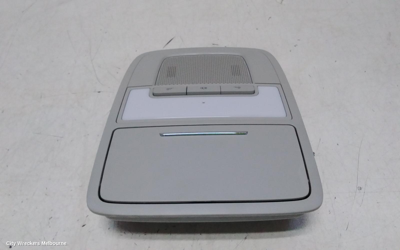MG MG5 COURTESY LIGHT, AP32, 01/2023 ONWARDS