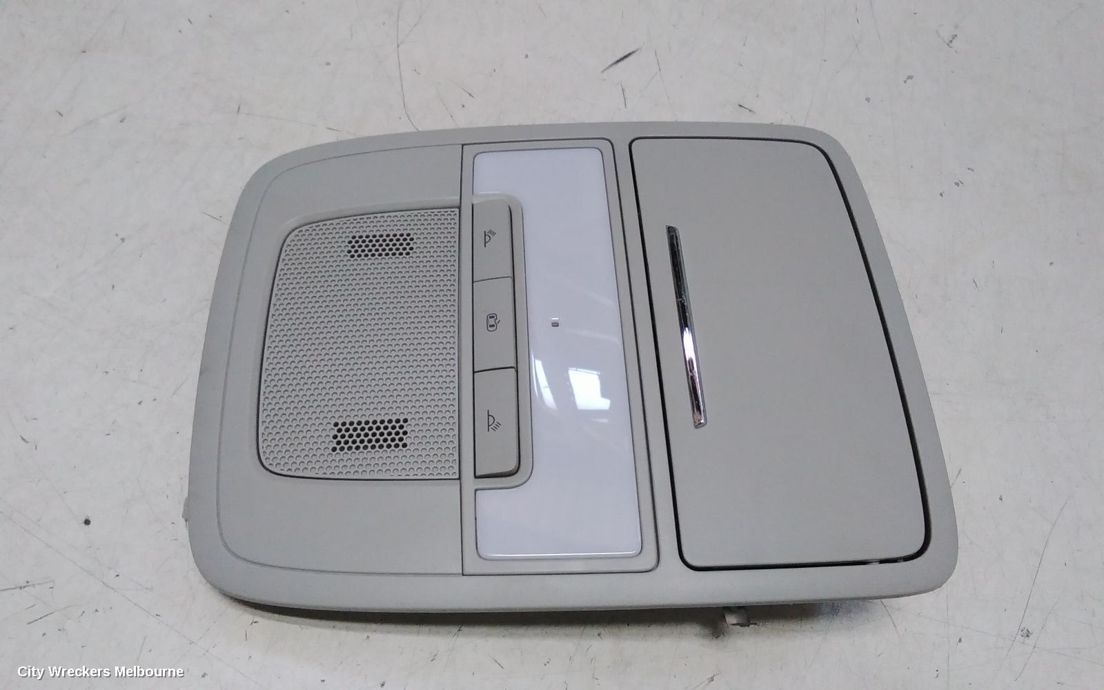 MG MG5 COURTESY LIGHT, AP32, 01/2023 ONWARDS