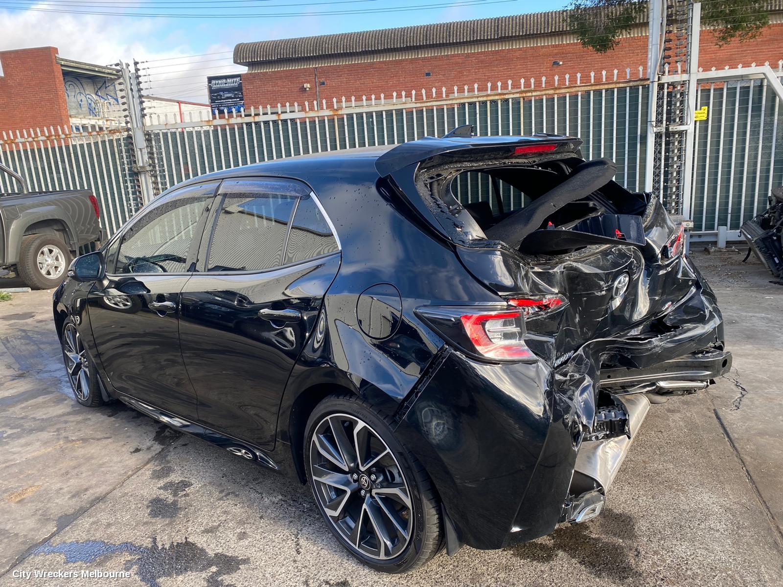 TOYOTA COROLLA RIGHT FRONT HUB ASSEMBLY, E210, 07/2018 ONWARDS