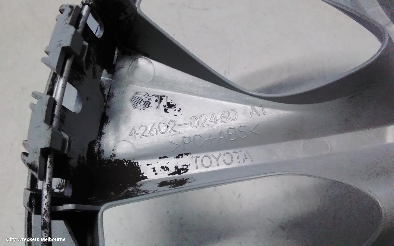 TOYOTA COROLLA WHEEL COVER/HUB CAP, ZRE172R, SEDAN, 12/2013 - 06/2019