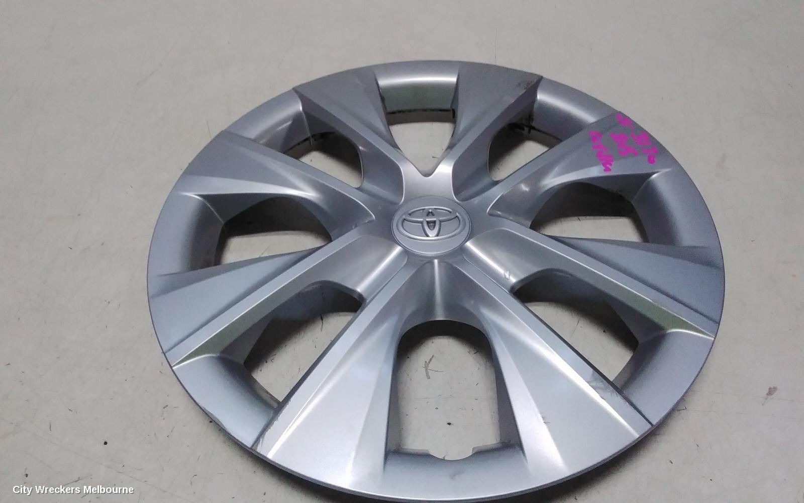 TOYOTA COROLLA WHEEL COVER/HUB CAP, ZRE172R, SEDAN, 12/2013 - 06/2019