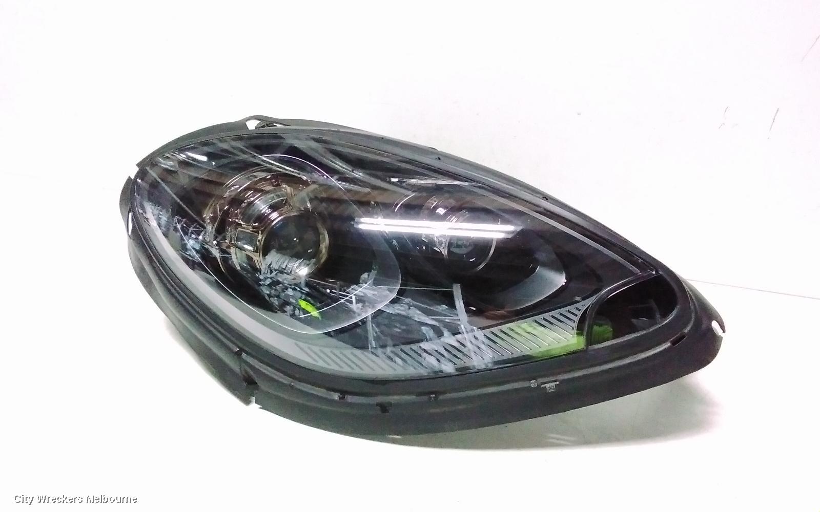 PORSCHE MACAN RIGHT HEADLAMP, 95B, W/ BI-XENON, ADAPTIVE TYPE, 06/2014 - 07/2018