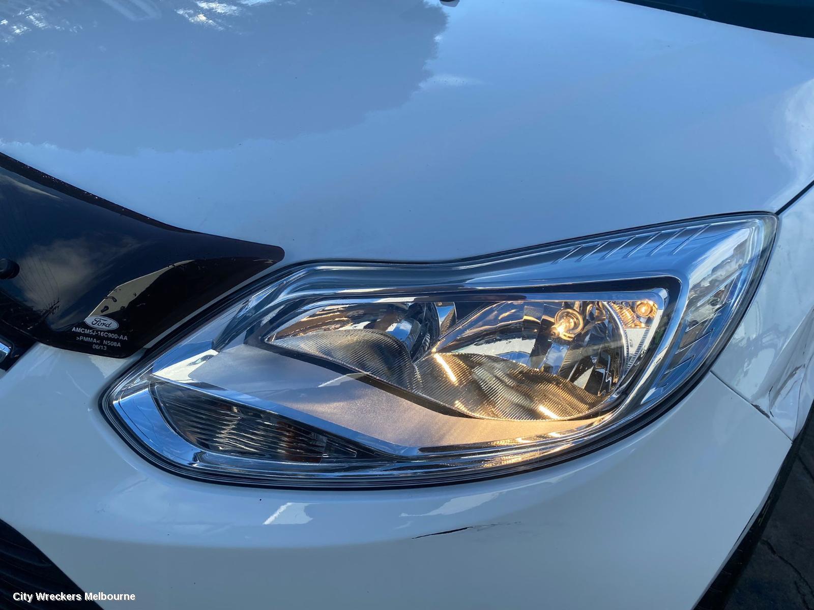 FORD FOCUS, LW 05/2011 - 08/2015, RHF BAR SLIDER: 91737