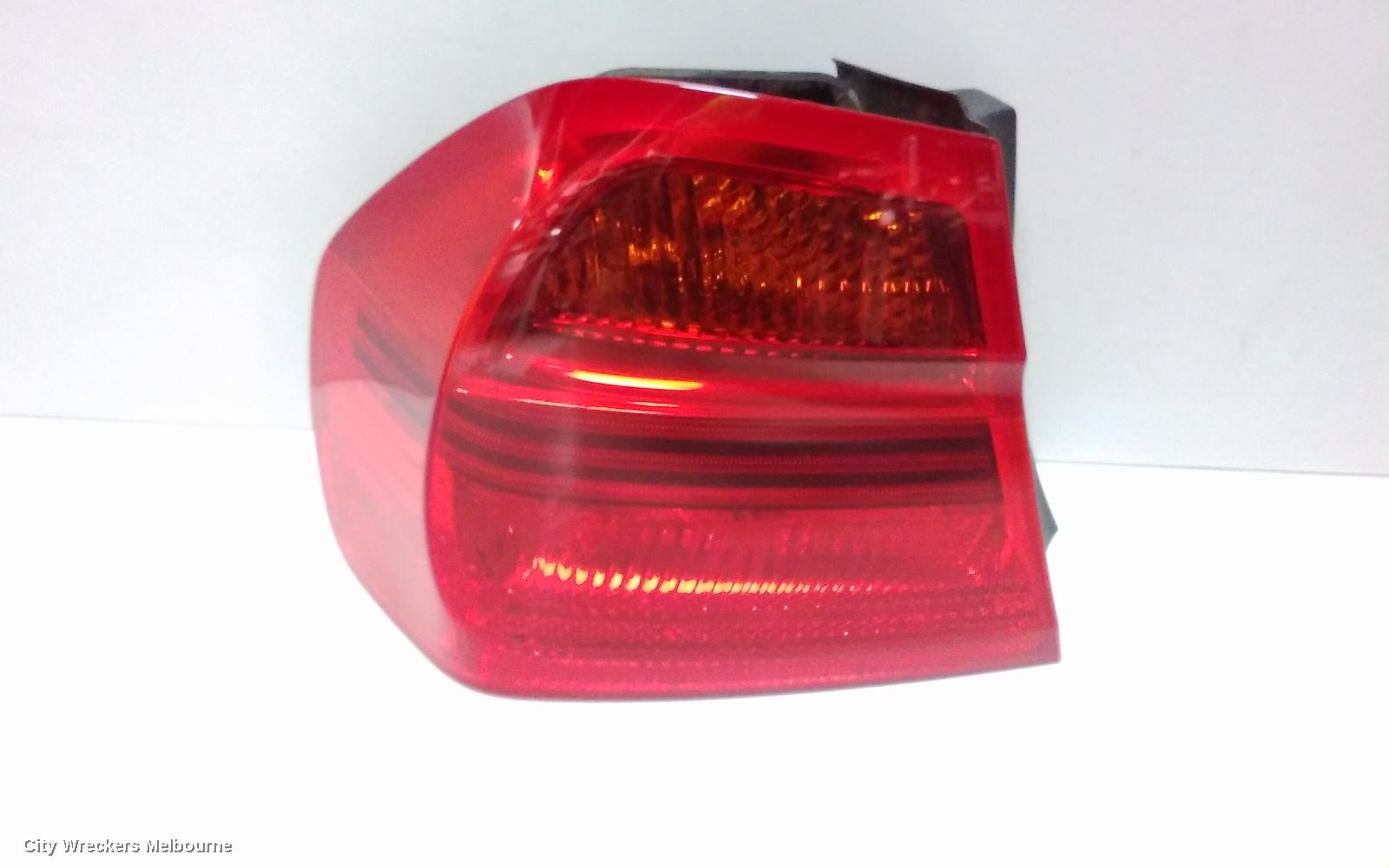 BMW 3 SERIES LEFT TAILLIGHT, E90, SEDAN, 03/2005 - 10/2008
