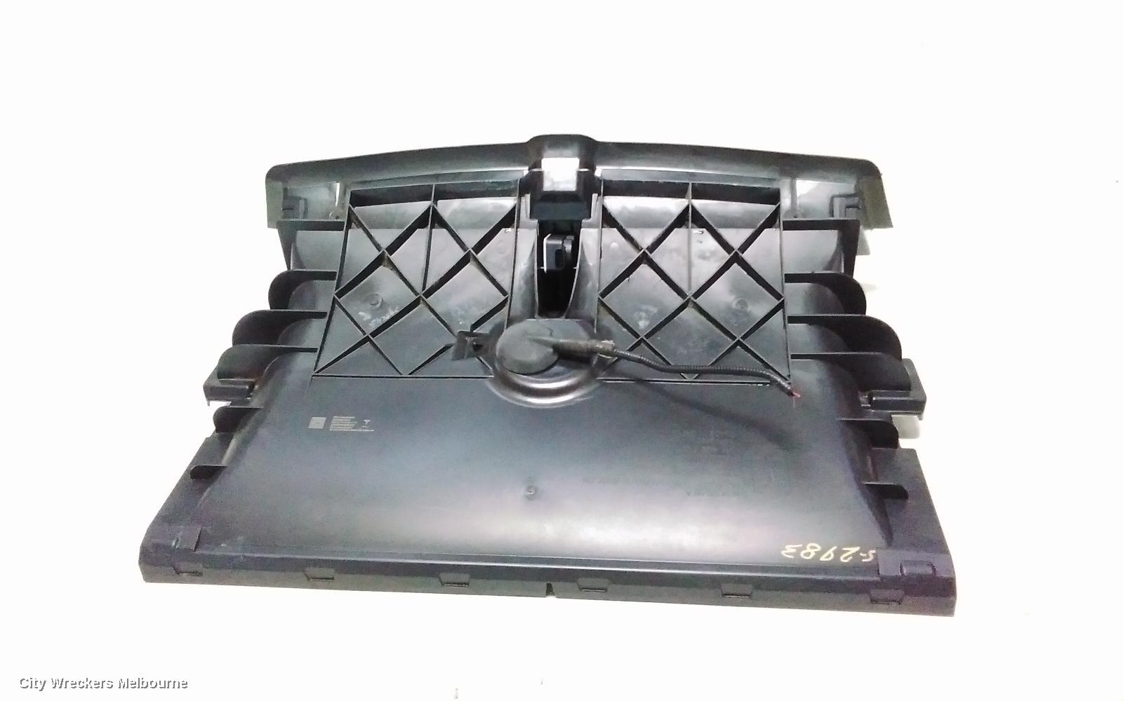 TESLA MODEL Y, 1ST GEN, 03/2022 ONWARDS, FRONT AIR SHUTTER INFRONT OF RADIATOR : 139868