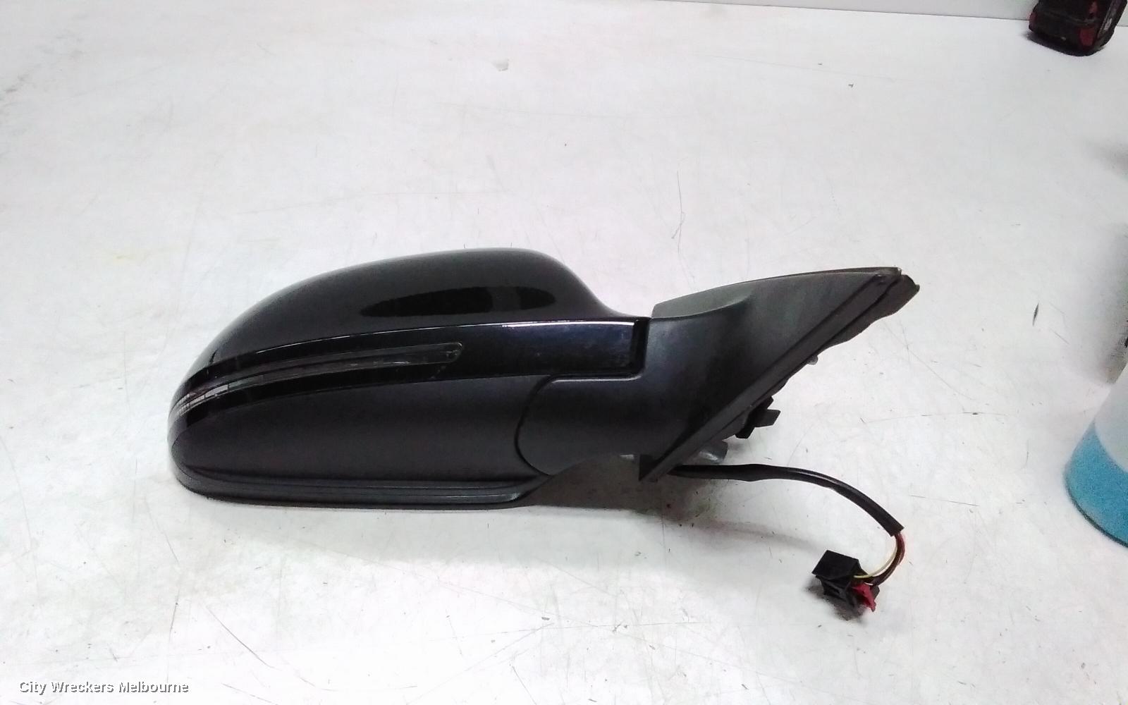 AUDI A4 RIGHT DOOR MIRROR, B8 8K, A4, MANUAL FOLD, NO LANE CHANGE ASSIST TYPE, 1 PLUG (6 WIRE), 02/2008 - 05/2009