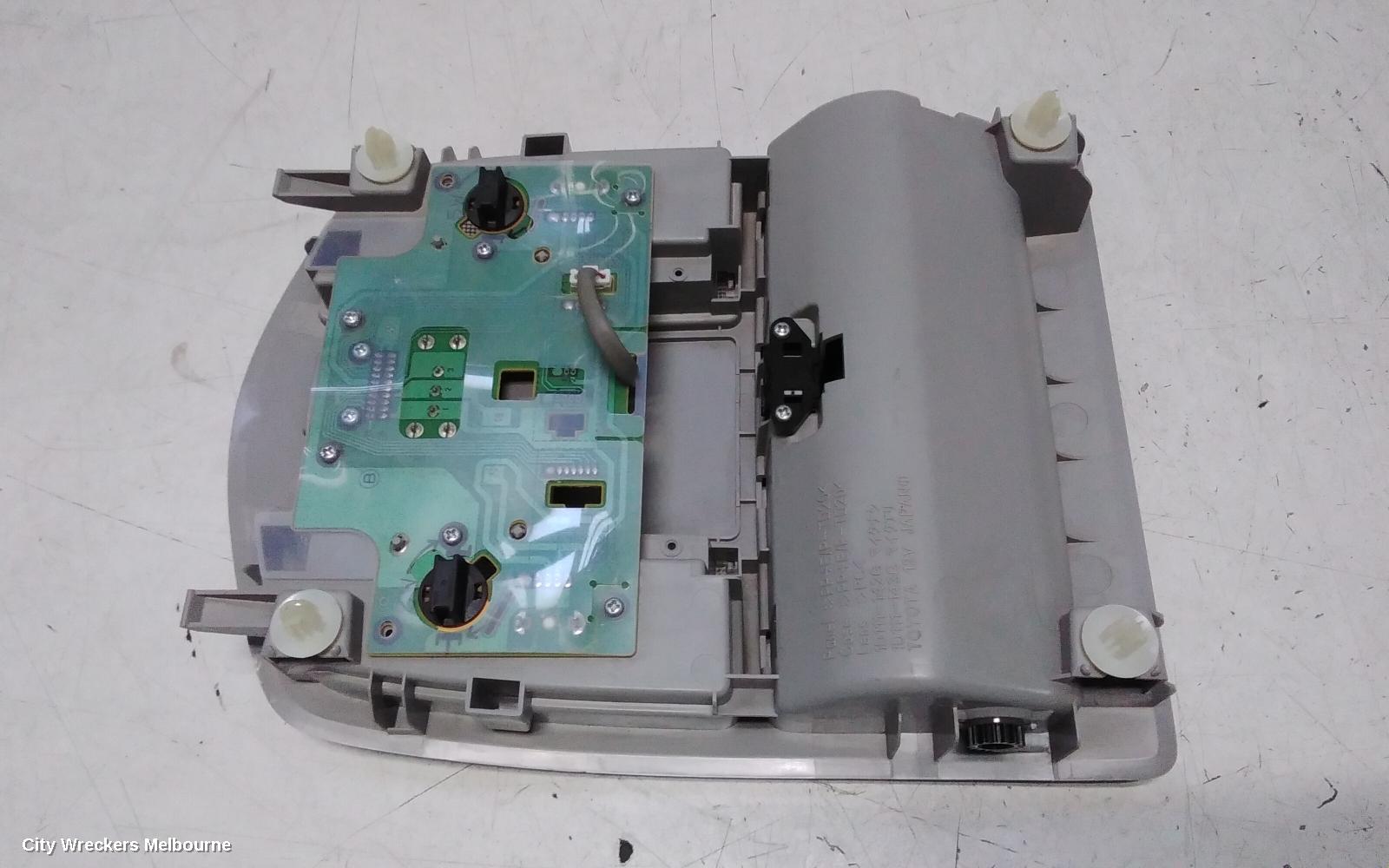 TOYOTA PRIUS COURTESY LIGHT, ZVW40R, PRIUS V, 05/2012 - 11/2022