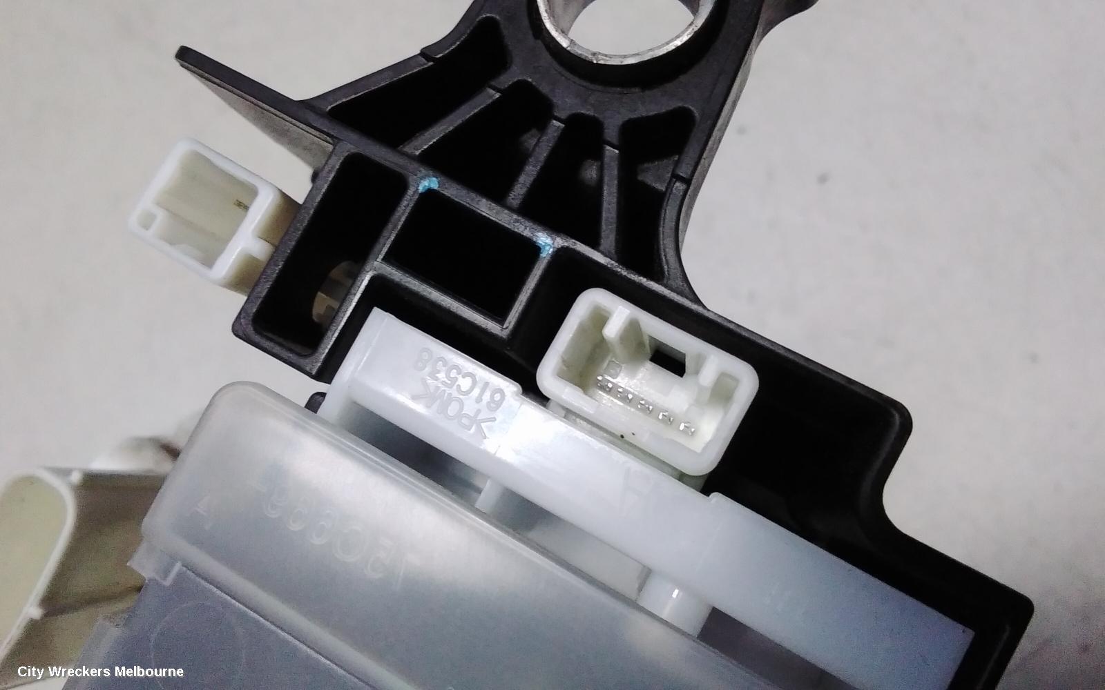 TOYOTA PRIUS GEAR STICK/SHIFTER, ZVW40R, PRIUS V, 05/2012 - 11/2022