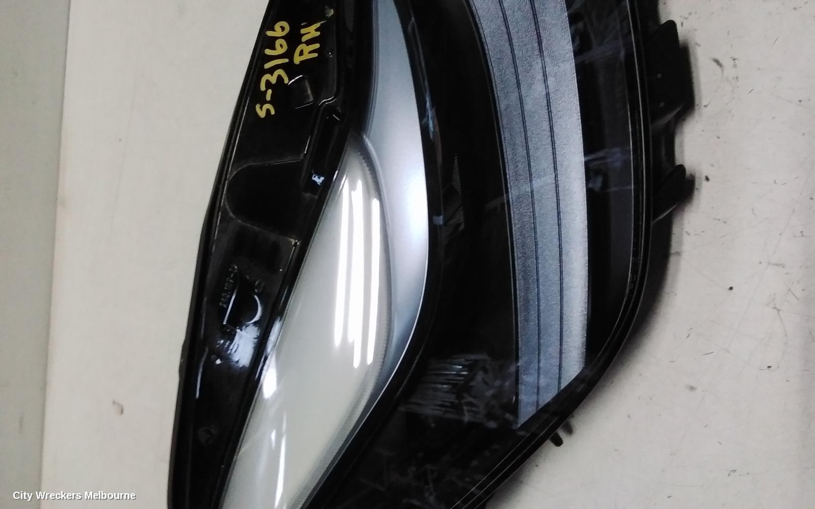 TESLA MODEL Y RIGHT HEADLAMP, 1ST GEN, LED TYPE, 03/2022 ONWARDS