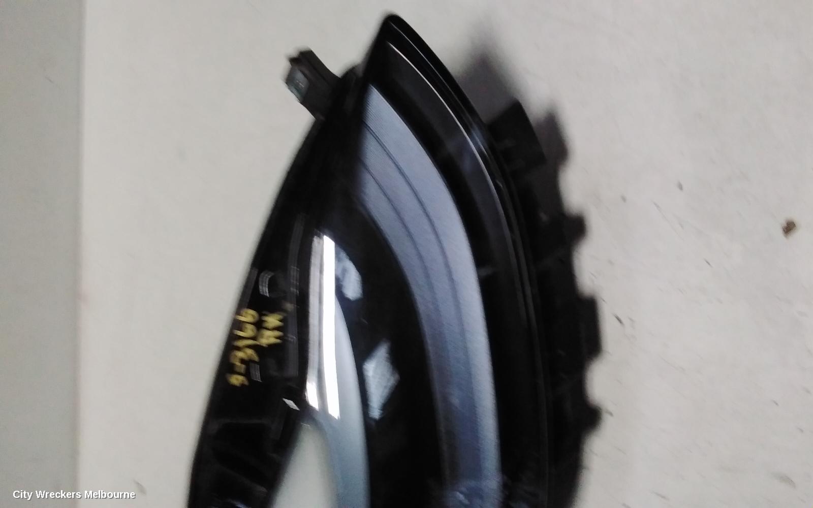 TESLA MODEL Y RIGHT HEADLAMP, 1ST GEN, LED TYPE, 03/2022 ONWARDS