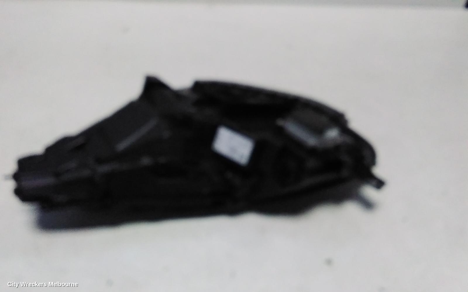 TESLA MODEL Y RIGHT HEADLAMP, 1ST GEN, LED TYPE, 03/2022 ONWARDS
